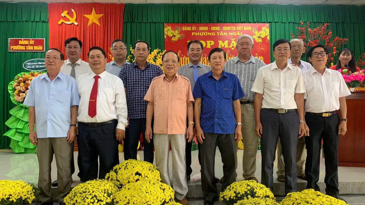 Phường Tân Ngãi tổ chức Họp mặt mừng Đảng mừng Xuân Bính Ngọ 2026