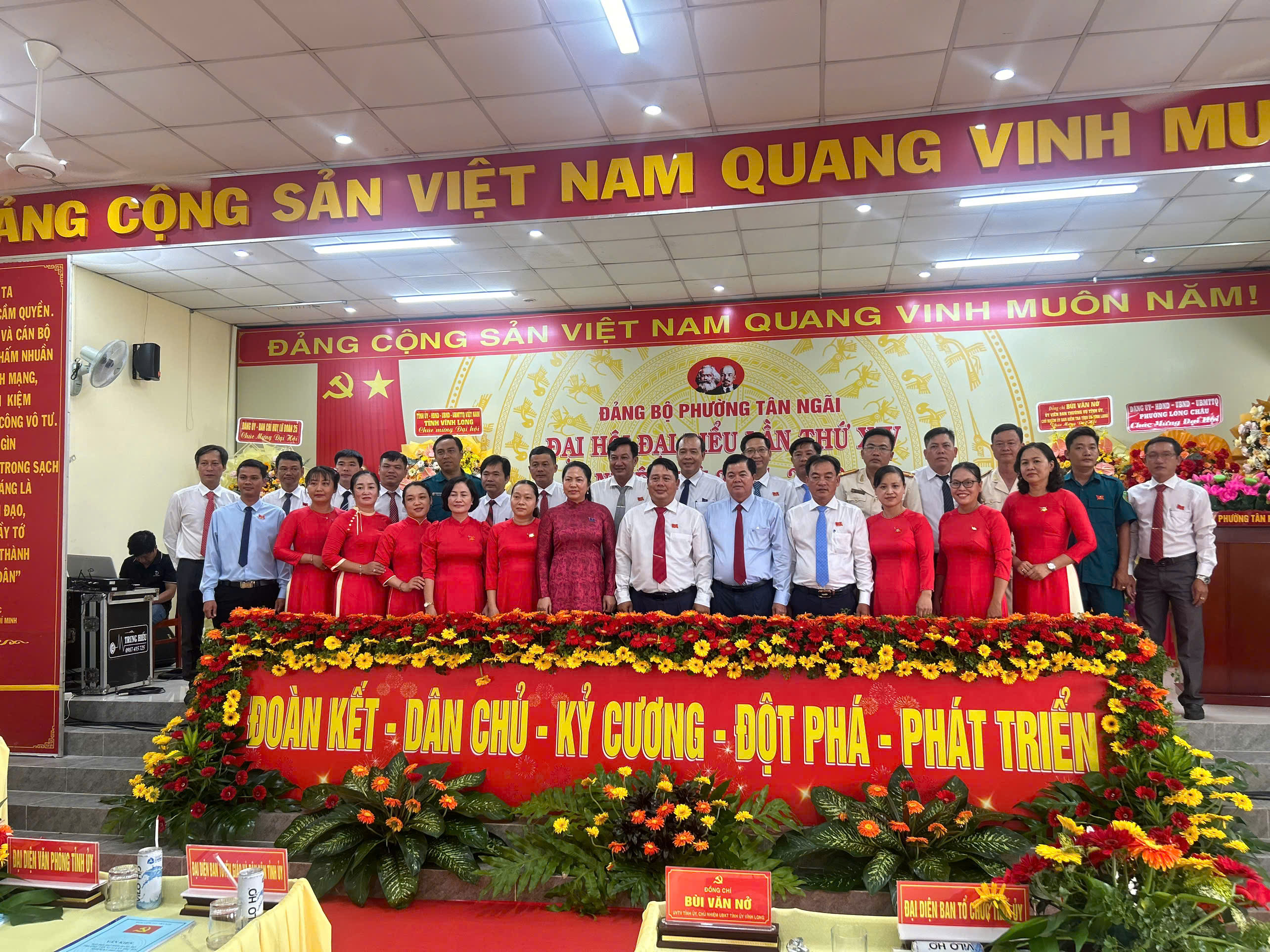 Đại hội Đại biểu Đảng bộ phường Tân Ngãi lần thứ XIV thành công tốt đẹp.
