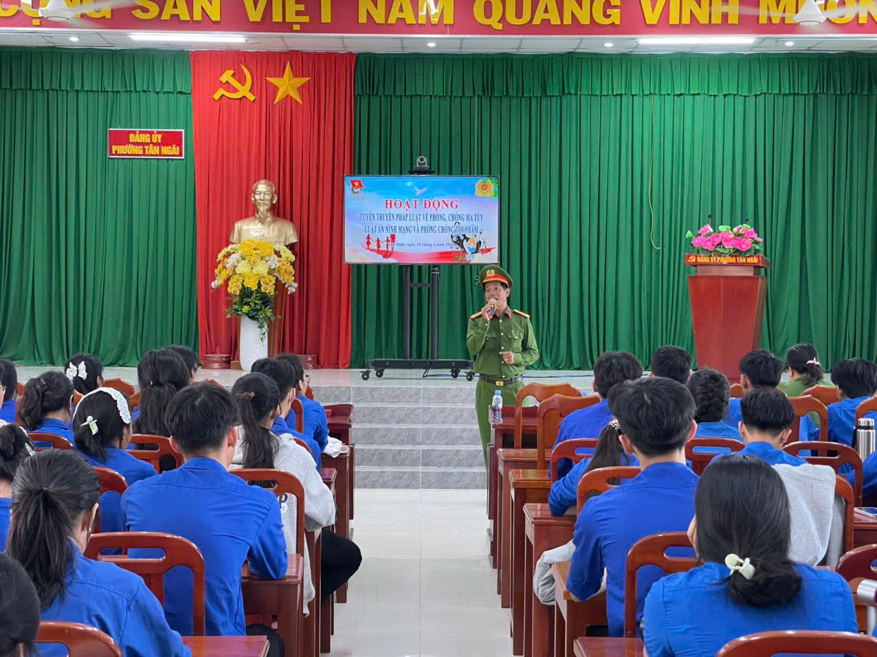 Tuyên truyền, phổ biến giáo dục pháp luật cho hơn 200 đoàn viên, thanh niên phường Tân Ngãi 